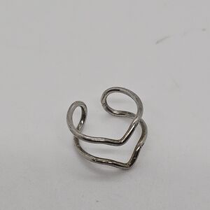 silver tone chevron ear cuff